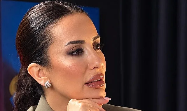 YouTube programında konuşan Sinem Yıldız, mağduriyet hikayelerini dinlerken